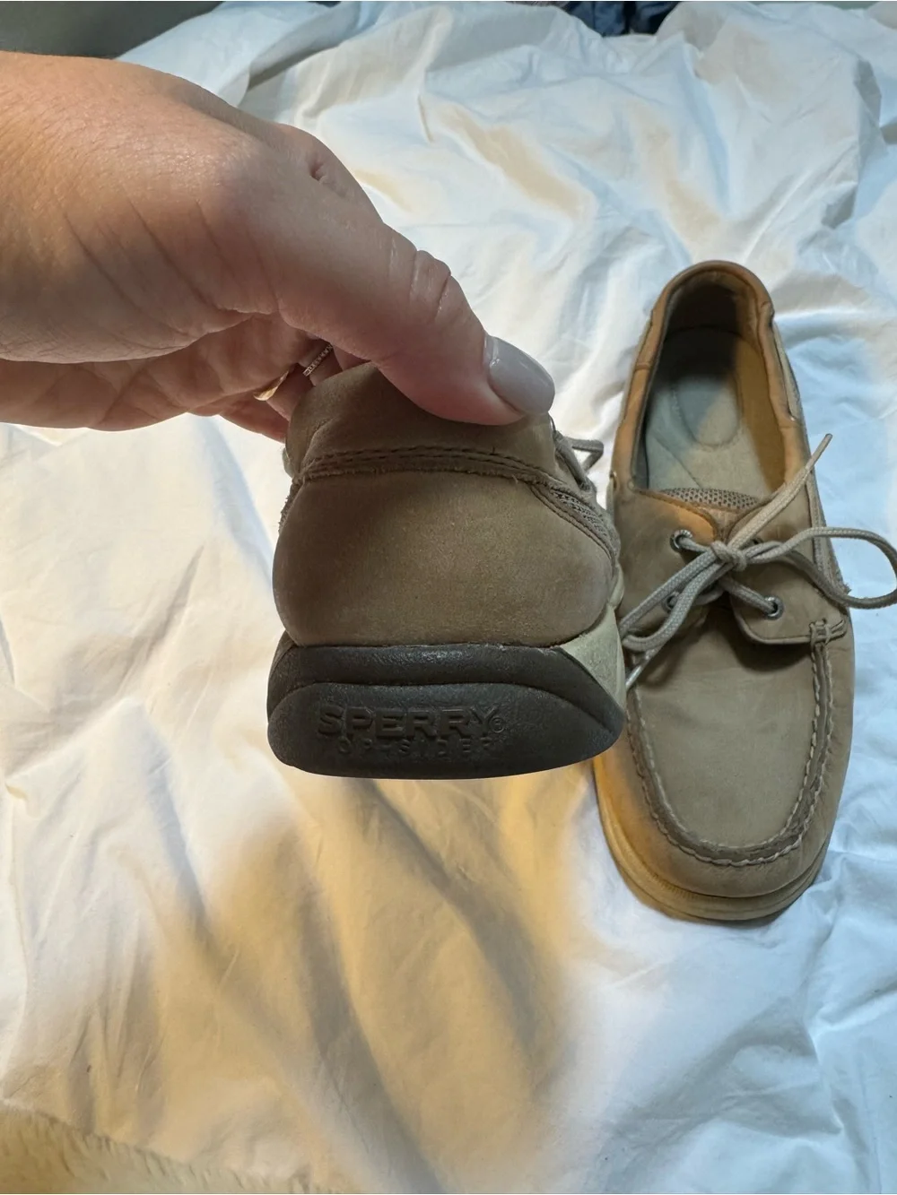 Sperry classic top
